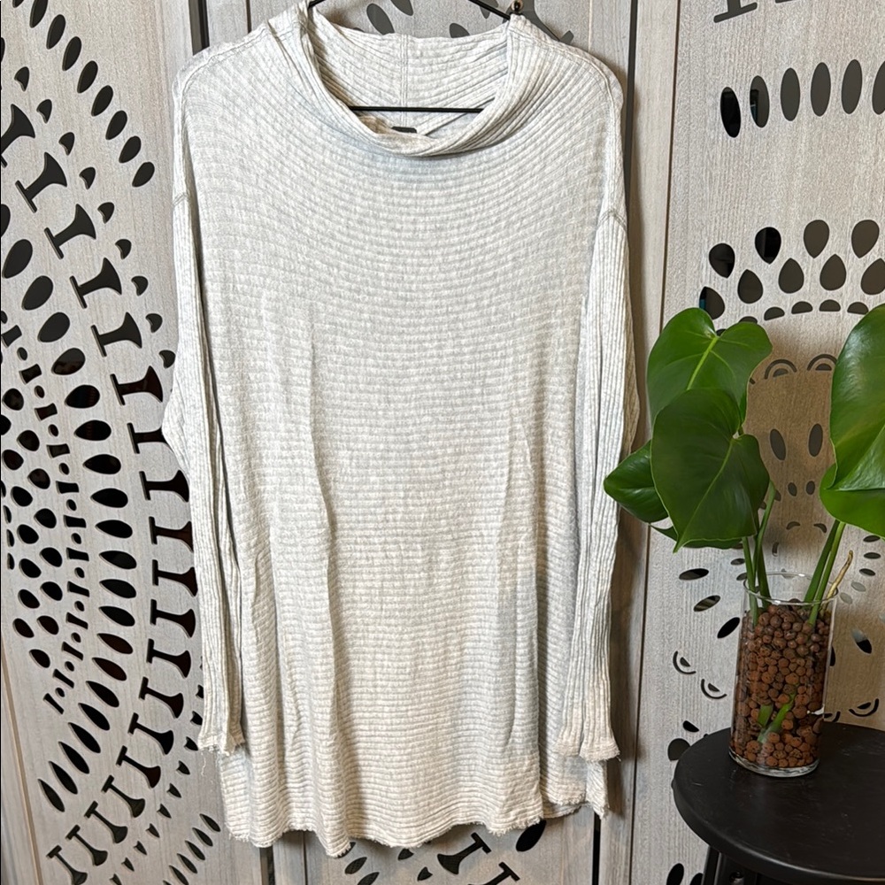 We The Free Light Grey Ribbed Long Sleeve Hoodie Size Large